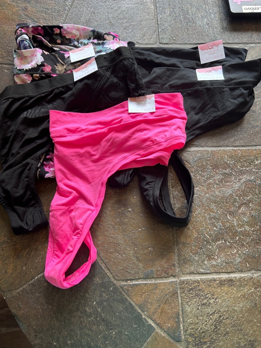 Set of 5 Pairs Cacique Lane Bryant 14/16 Womens Thongs